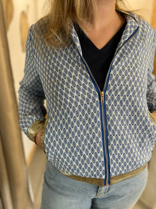 Louisa Bomber – Blau