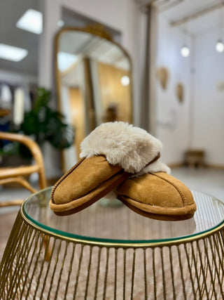 Augustin slippers • Camel