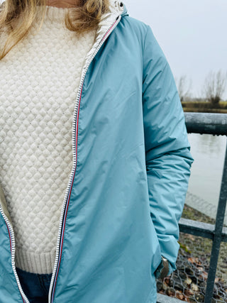 Oceane Windjacke für die Zwischensaison – Azurblau