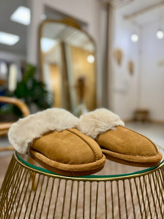 Augustin slippers • Camel