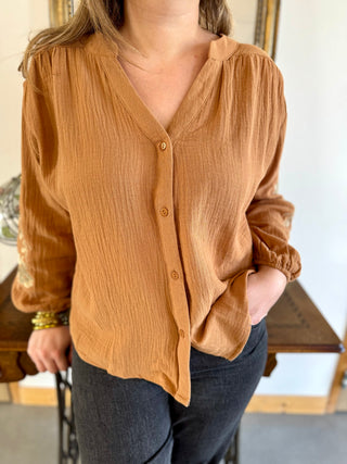 Axel Blouse • Camel